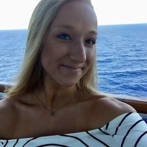 Meet your Posher, Emmy